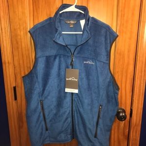 Never worn Eddie Bauer Vest